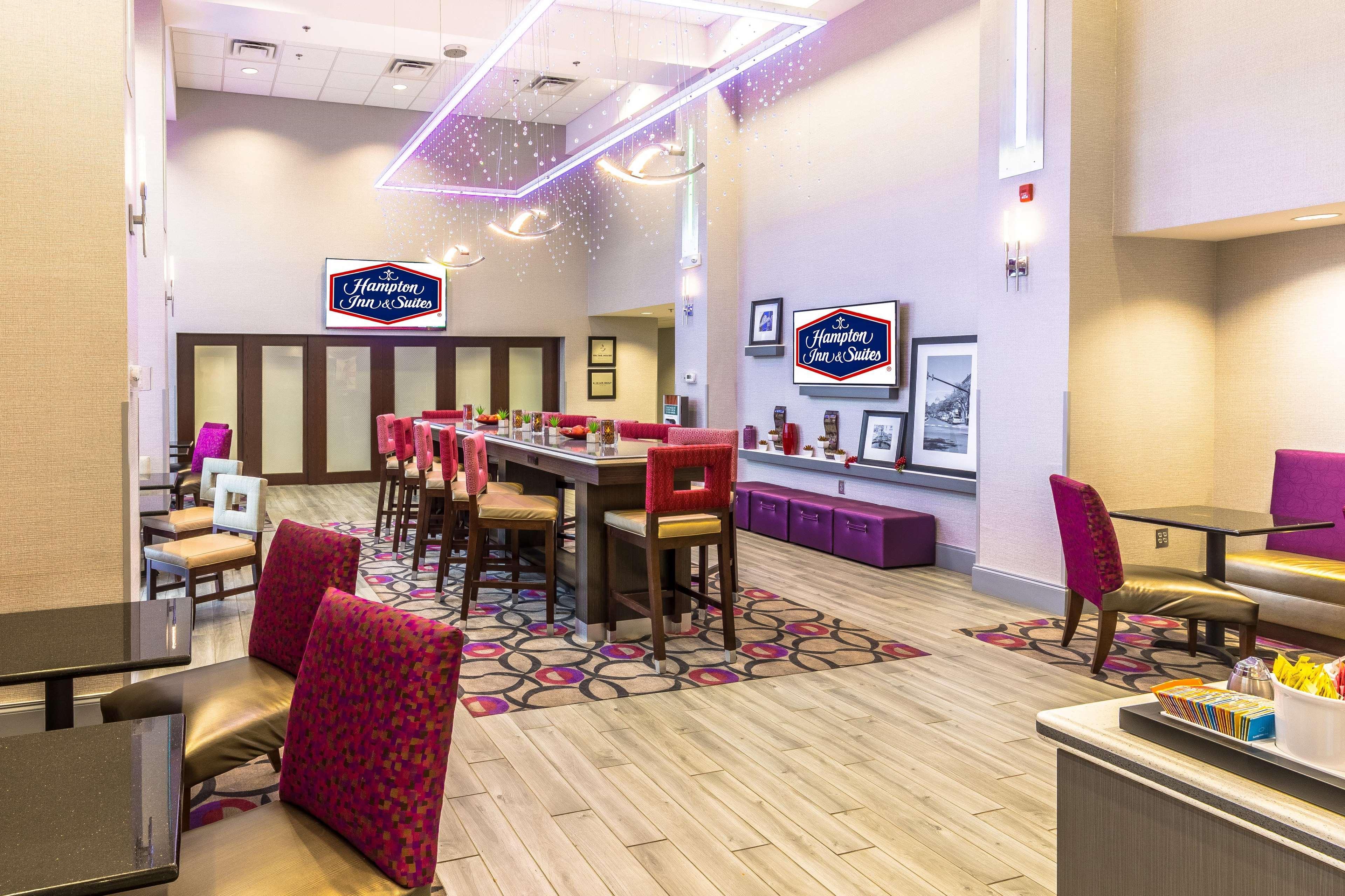 Hampton Inn & Suites Dublin Exterior foto