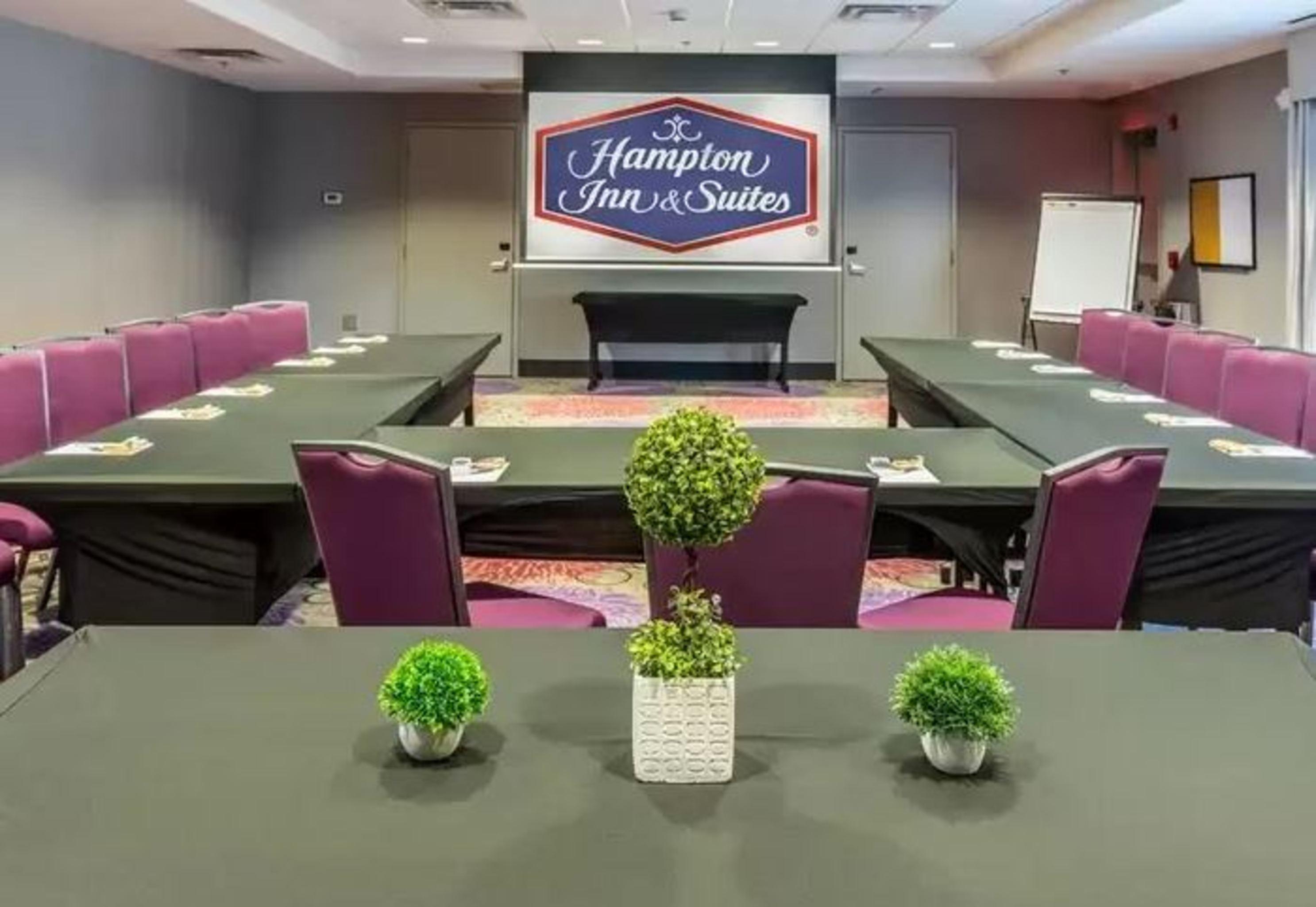 Hampton Inn & Suites Dublin Exterior foto
