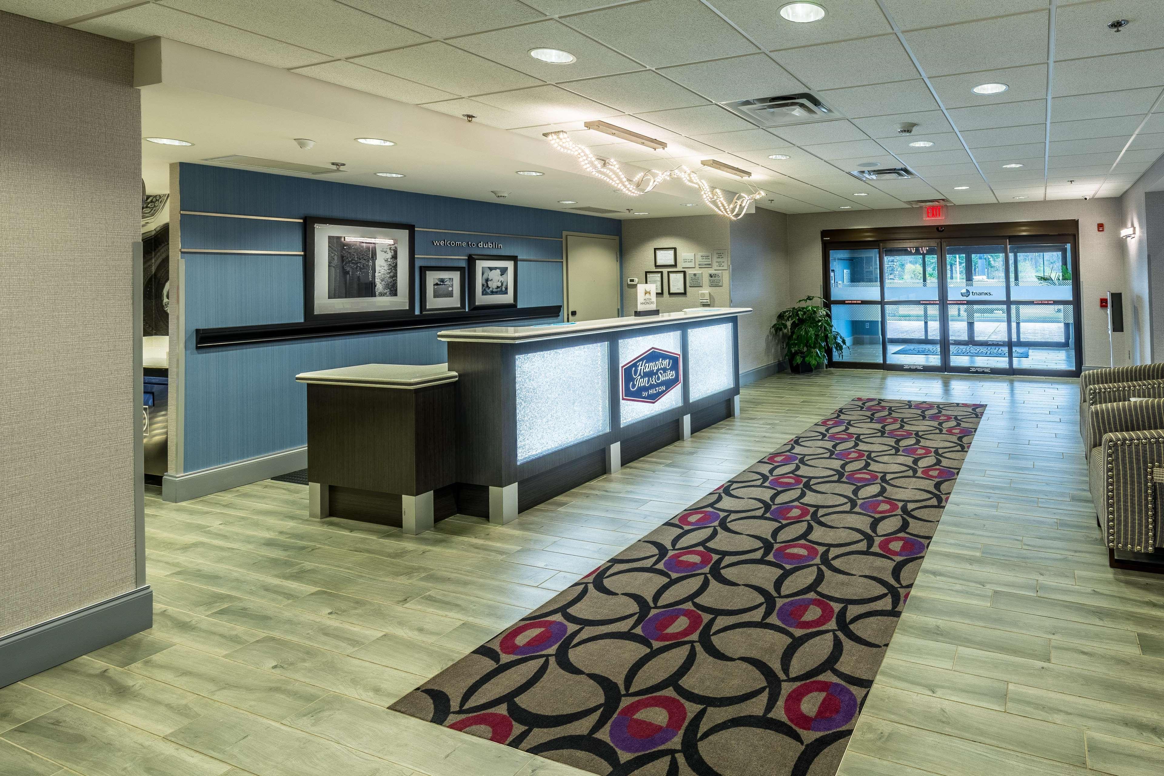 Hampton Inn & Suites Dublin Exterior foto