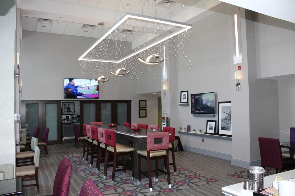 Hampton Inn & Suites Dublin Exterior foto
